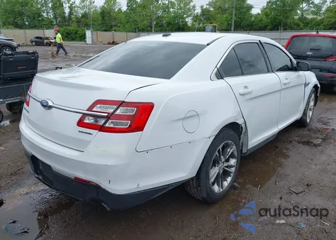 2016 Ford Taurus Se из США, поврежденный, VIN 1FAHP2D80GG100939